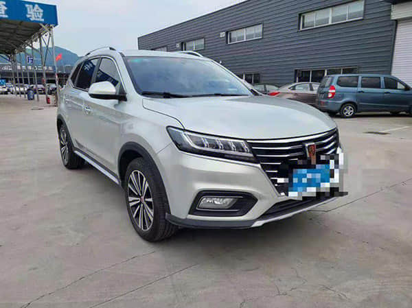 表哥50万的预算放弃了奥迪Q7，预定一台腾势D9，听听表哥怎么说